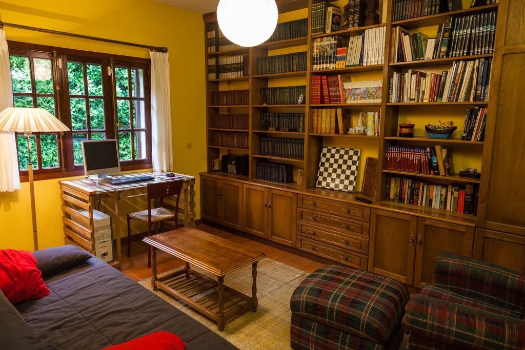 Вилла Casa Da Curuxeira Сантьяго-де-Компостела Экстерьер фото